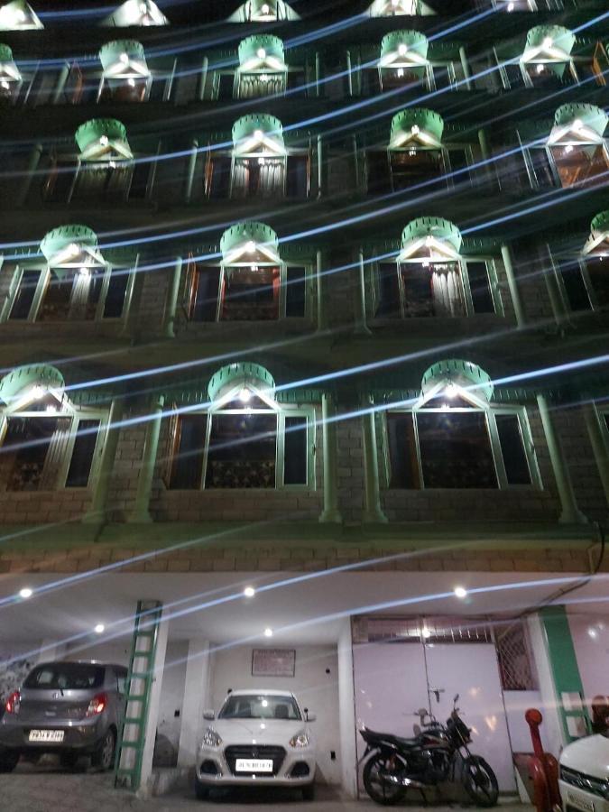 Brightland Hotel Shimla Exterior foto